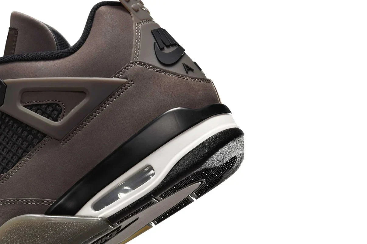 Nike Air Jordan 4 Cave Stone and Black Marrom