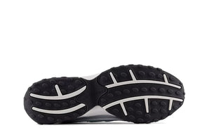 New Balance 204L Light Silver Metallic Prata