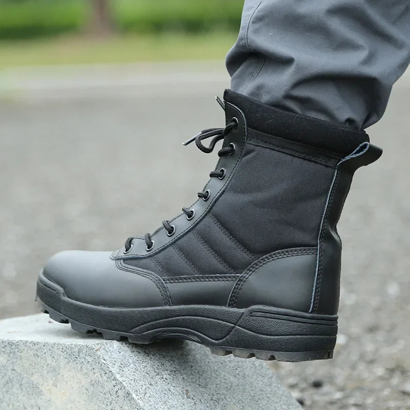 Bota Masculina Resistente