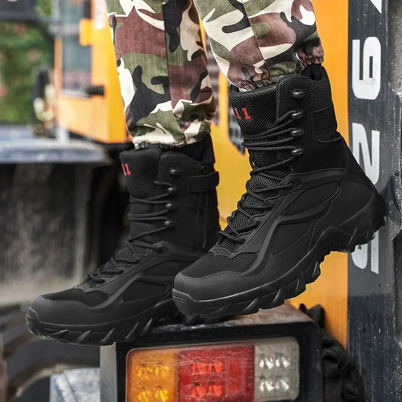 Bota Tática Masculina Leve Antiderrapante