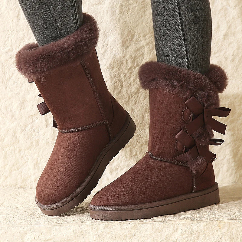 Bota Feminina com Laço Cano Curto Solado Plataforma – (Promoção de Inverno 2025)