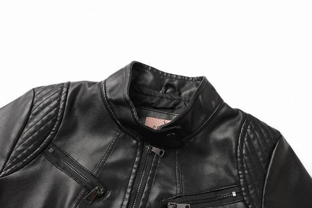 Jaqueta Feminina Slim Black Luxe com Gola Alta Estilo Motociclista
