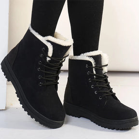 Bota Feminina Para Inverno Salto Baixo Cano Curto