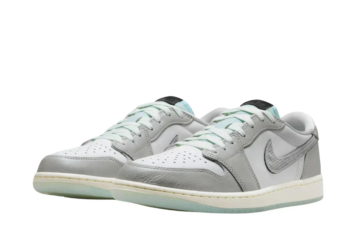 Air Jordan 1 Low "Lunar New Year" Photon Dust Cinza