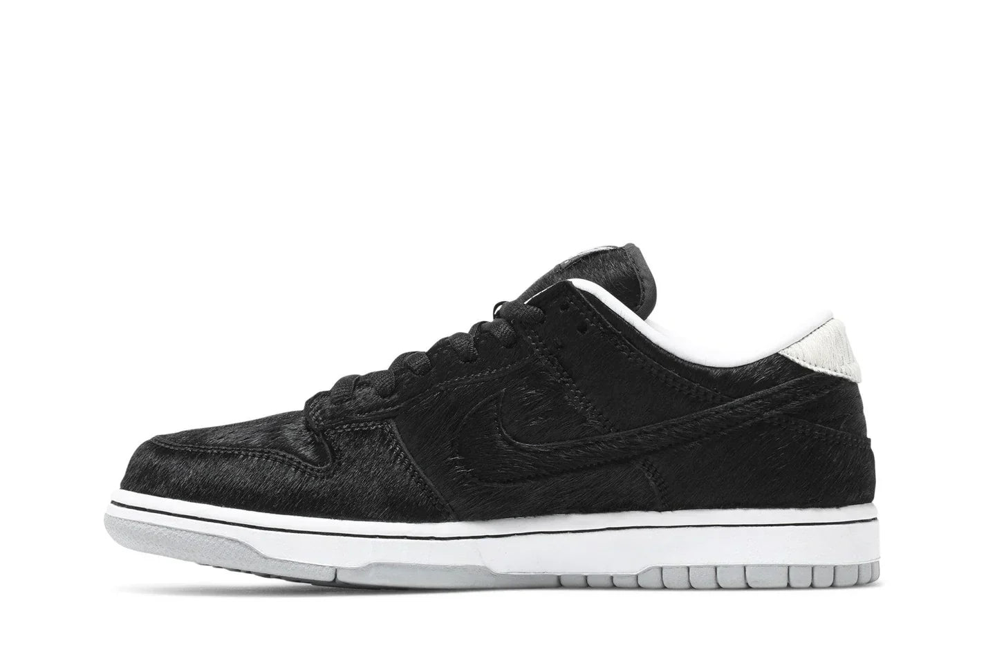 Medicom Toy x Nike SB Dunk Be@rbrick Preto