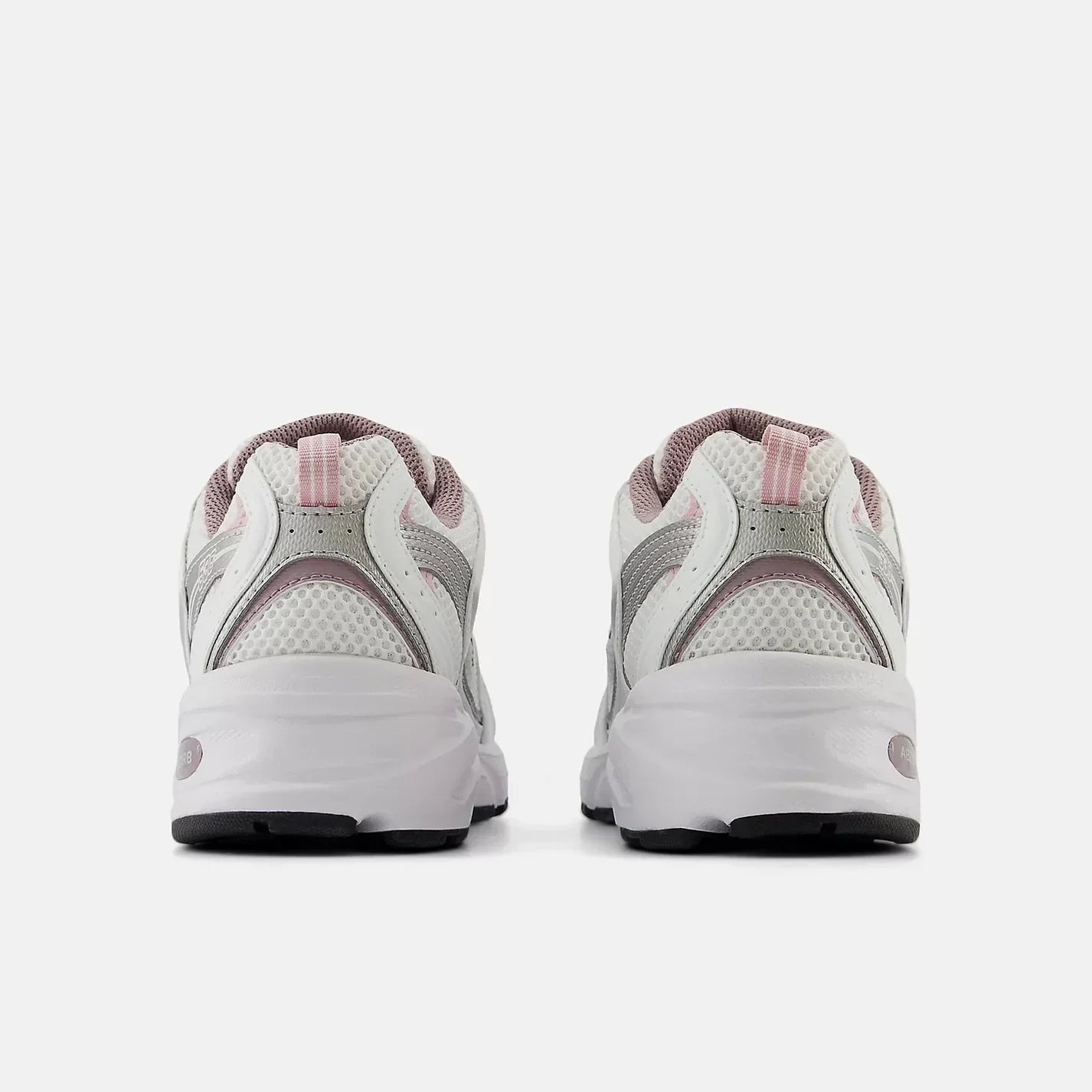 New Balance 530 Ice Wine Prata
