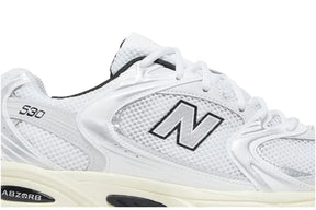 New Balance 530 Silver Cream Prateado