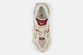 New Balance 9060 'Linen Burgundy' Bege