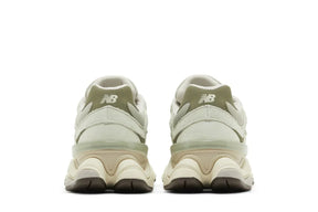 New Balance 9060 Olivine Verde