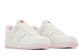 Nike Air Force 1 Low Valentine's Day (2025) Branco