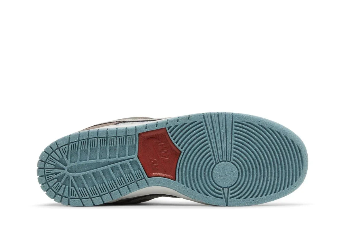 Nike Sb Dunk Low Big Money Savings Marrom