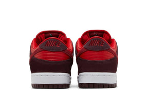 Nike SB Dunk Low Cherry Vermelho