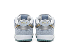 Sean Cliver x Dunk Low SB Holiday Special Azul